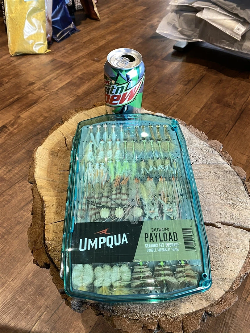 Umpqua Payload Boat Box - Saltwater / Streamer (Aqua) 3 Umpqua Payload Boat Box - Saltwater / Streamer (Aqua)